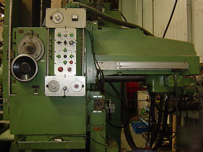 Devlieg spiramatic manual horizontal boring mill 4K96
