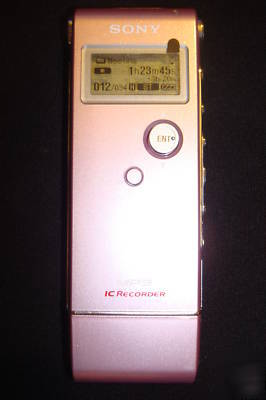 New sony icd-UX70 1GB MP3/ digital voice recorder pink
