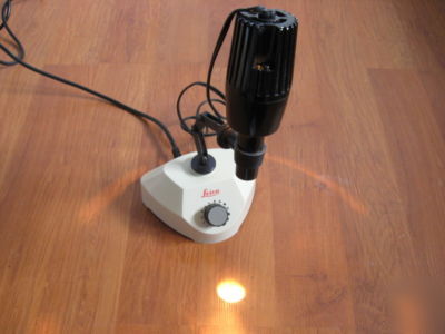 Excellent leica nicholas illuminator completed w/lamp