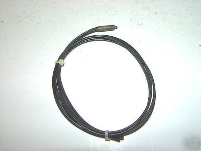 E32-CC200 - photoelectric diffuse top beam 2M cable