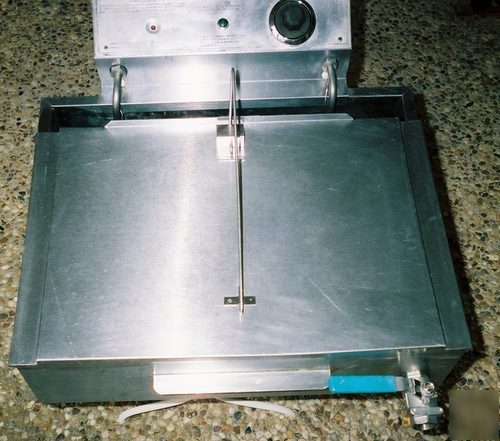 Gold medal fw-12 shallow funnel cake fryer