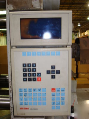 1988 van dorn 300-ton plastic injection molding machine