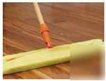 Chicopee chix masslinn handle 60IN wood |1 cs| 8052