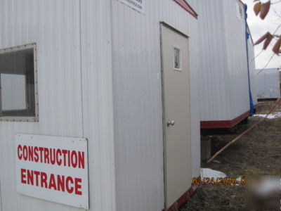 8X10 guard house w/forklift pockets