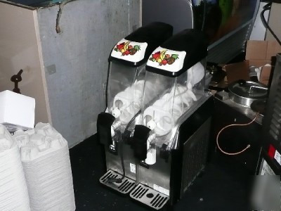 Elmeco 2 bowl granita margarita slush machine
