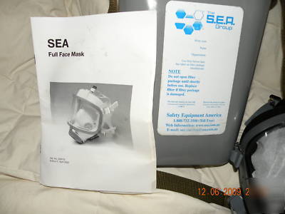 New sea full face respirator mask with carrying case