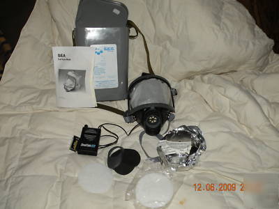 New sea full face respirator mask with carrying case