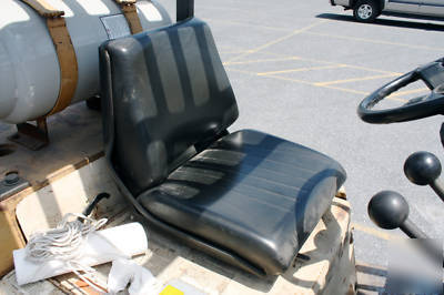 Yale fork truck / forklift - lp gas 4,000 pound lift