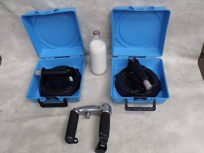 A good set of glazing equipment ,suckers & removal tool
