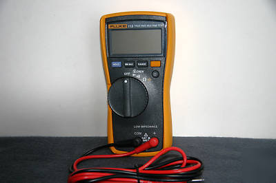 Fluke, 113 true rms multimeter, excellent, leads *