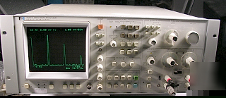 Hp agilent spectrum analyzer model 3582A tested good