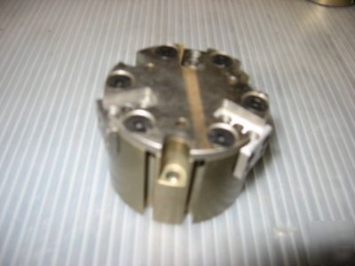 New - robohand triple wedge parallel gripper rpc-315