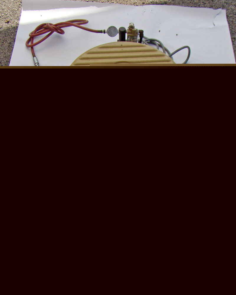 Burndy bandomatic contact crimping machine AM4D1