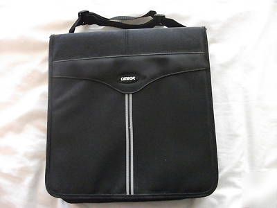Storage wallet holder zip up carry case x 216 cds/dvds