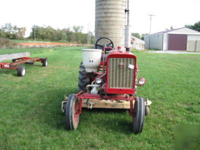 Nice 1979 international 140 tractor loaded very nice