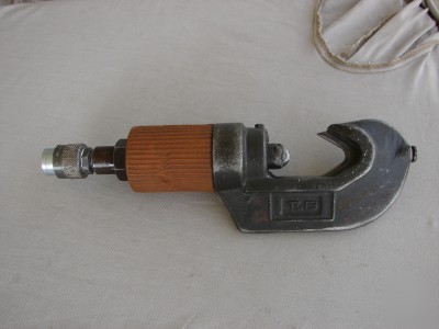 Thomas & betts TBM8-750 remote head crimpers