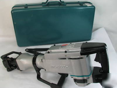 New makita HM1500B 42-pound demolition hammer