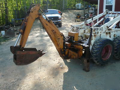 Bobcat skidsteer backhoe bucket attachment 