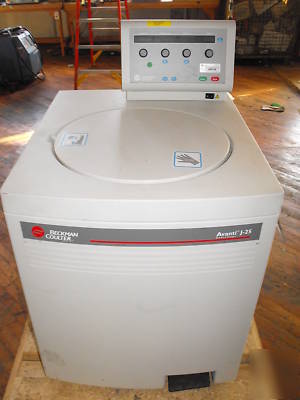 Beckman avanti J25 centrifuge 363102 beckman centrifuge
