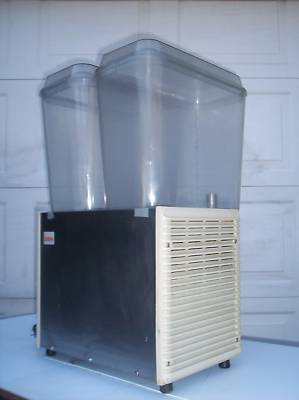 Crathco D25-4 twin bowl cold drink bubbler dispenser