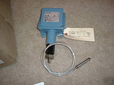 Ue united electric F100 100 series temperature switch