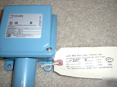 Ue united electric F100 100 series temperature switch
