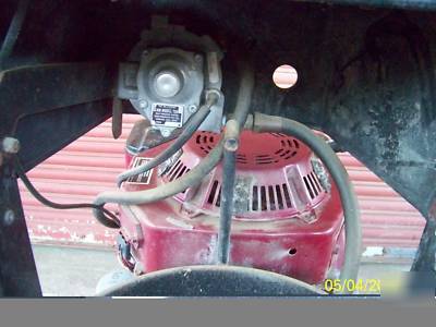 Pioneer 2100 lp propane super floor buffer burnisher