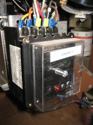 Bolt loc bolted pressure switch vl 3610 G6 2000 amp gnd