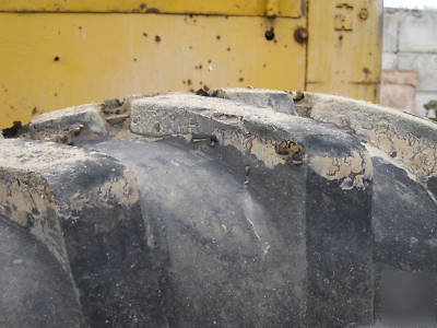 Caterpillar motor grader, cat 12
