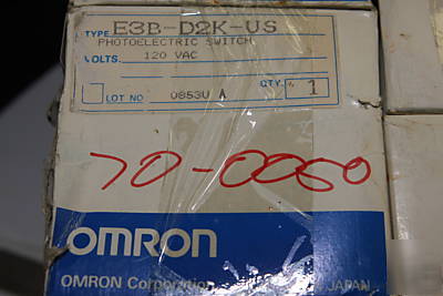 E3B D2K us omron photo eye metal case prox heavy duty