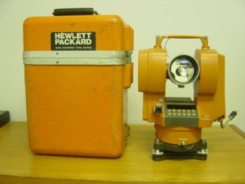 Hewlett packard hp 3820A electronic tacheometer survey
