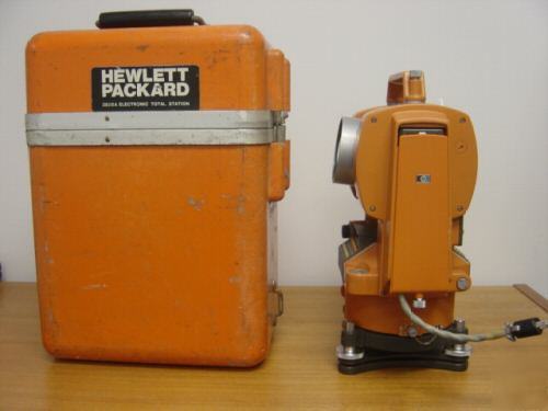 Hewlett packard hp 3820A electronic tacheometer survey