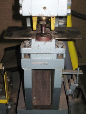 Hydraulic ironworker, scotchman model 4014C 3HP 