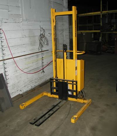 Multiton sm-20-62 electric portable straddle lift 2001