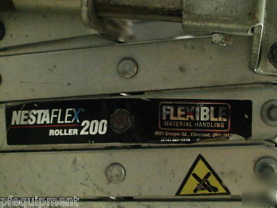 Nestaflex 200 gravity roller conveyor