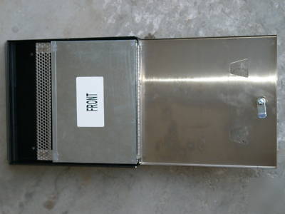 New united receptacle smokers station wall urn ( )