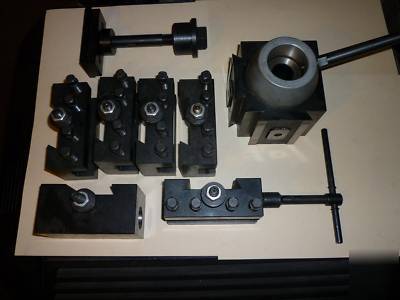 Quick change tool post 16