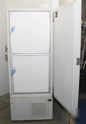 Sanyo mdf U52VC ultra low temperature freezer -86