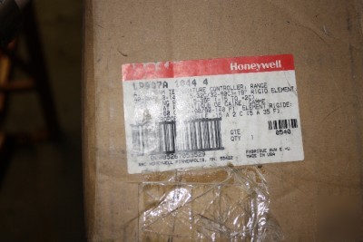 Honeywell LP907A airstream insertion thermostat