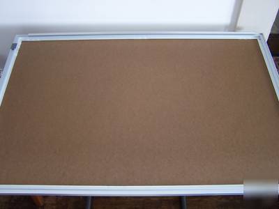Quartet dry erase board 36 x 24 with aluminum tray