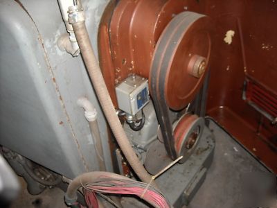 Cincinnati no. 3 milling machine/no power panel/parts