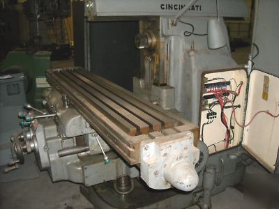 Cincinnati no. 3 milling machine/no power panel/parts