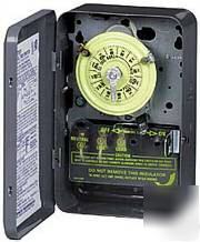 Intermatic T101 indoor 120-volt 40-amp 1 pole timer 