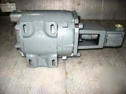 New -brown & sharpe pump w/delco .5HP motor pfg-20-10A3