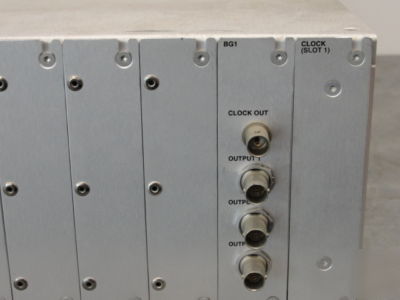 Tektronix TG2000 test signal generator w/ BG1 & AVG1