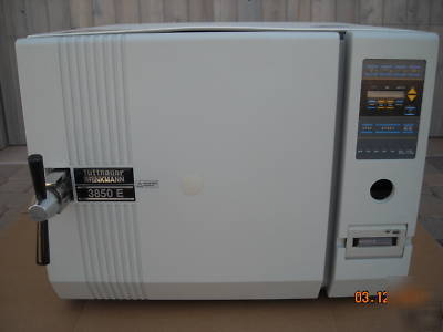 Tuttnauer digital autoclave steam sterilizer 3850E
