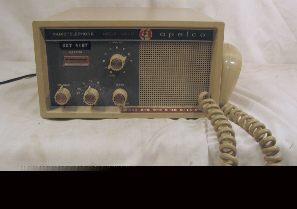 Apelco ar-10 radiotelephone cb radio