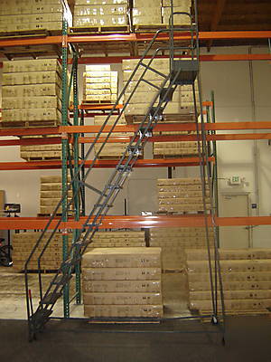 Industrial rolling ladder 14 step mint condition w/lock