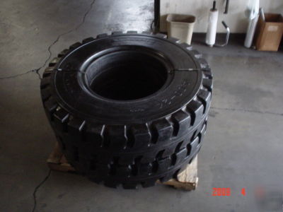 New 1400X24-10.0 rim - solid black forklift tire