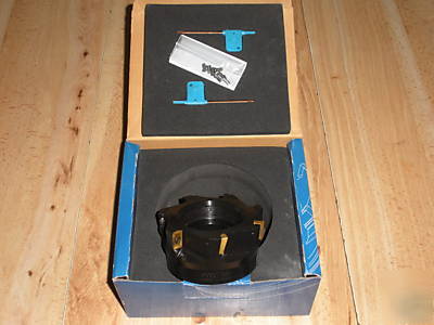 Sandvik R390-17 / millmaxx 4